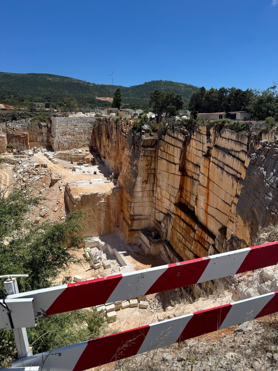 Cut face of a working quarry pit